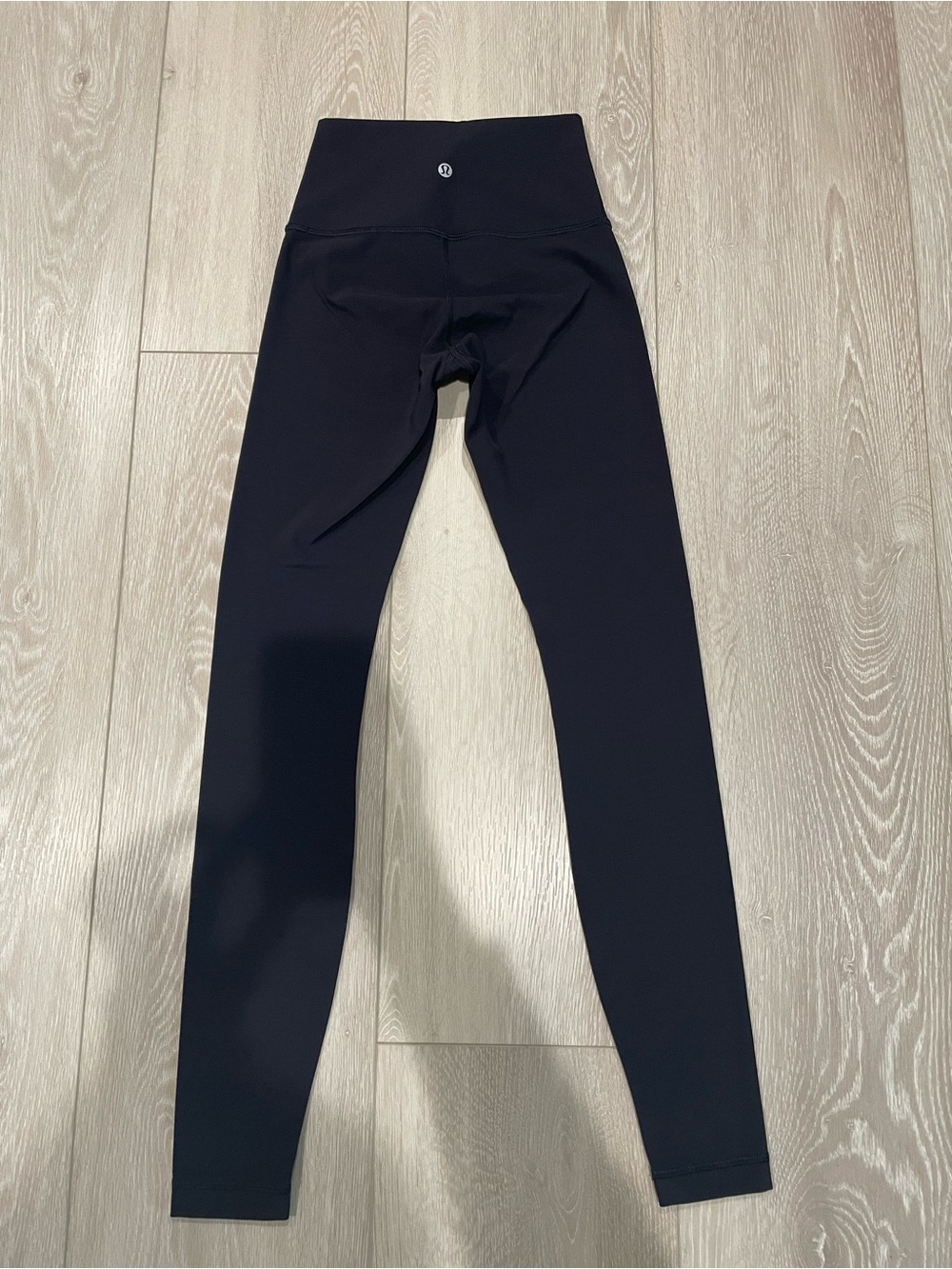 Women Lululemon leggings size 2
